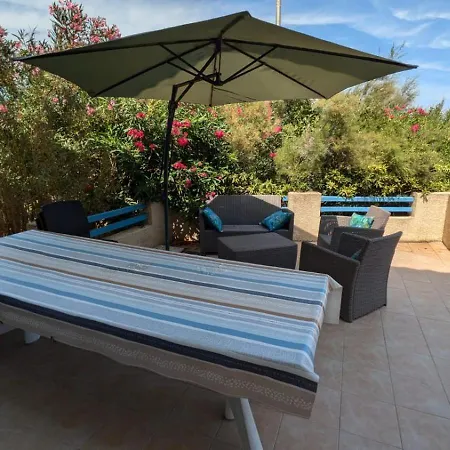 Villa La De La Pour 10 *